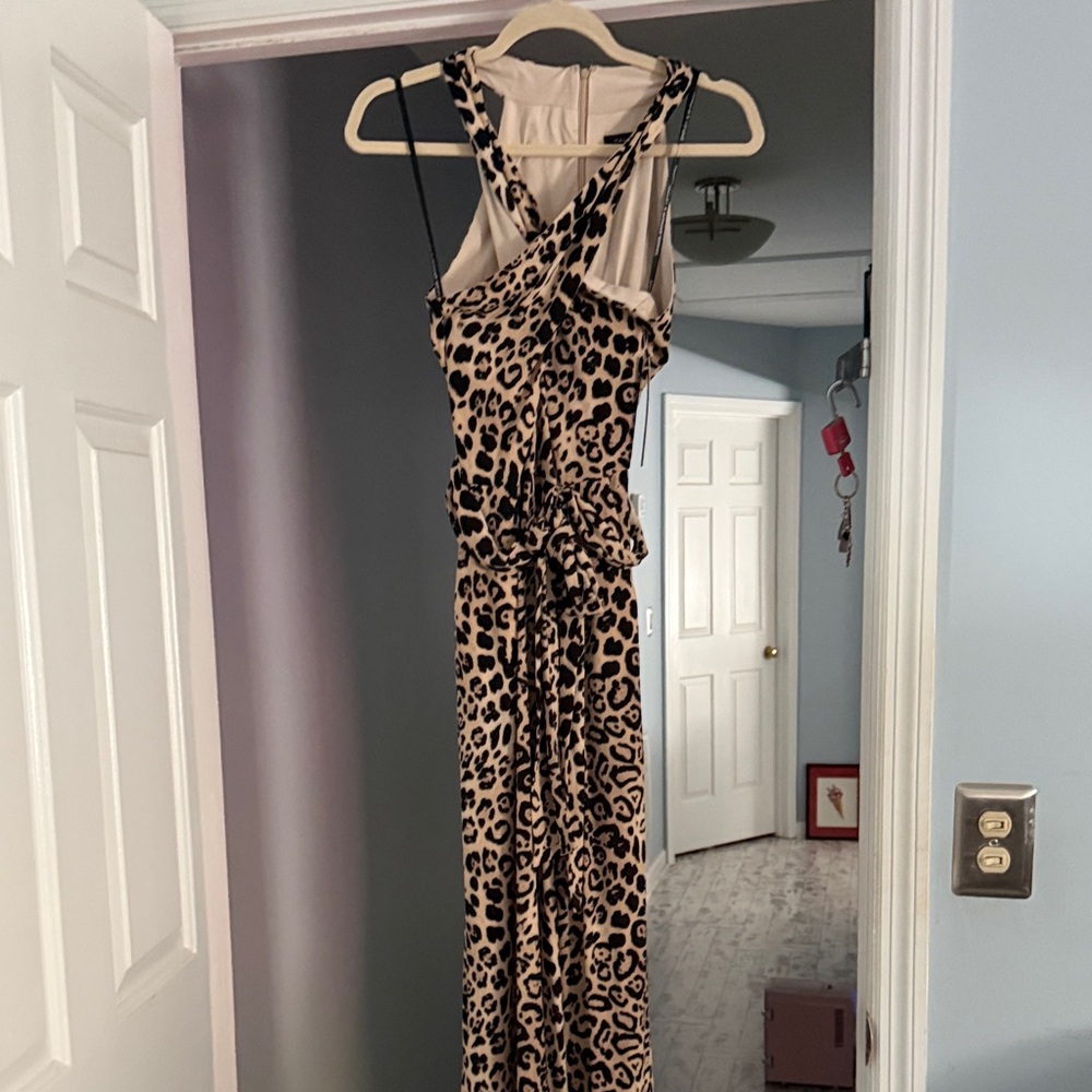 Tahari Cross Front Leopard Print Sleeveless Zippered Jumpsuit W/Sash Size 2 NWT